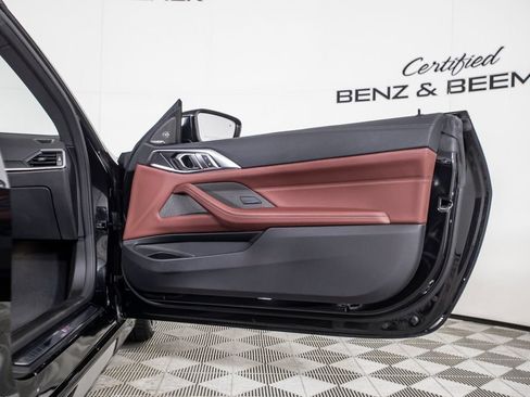 Used 2022 BMW M440i Convertible RWD image 25