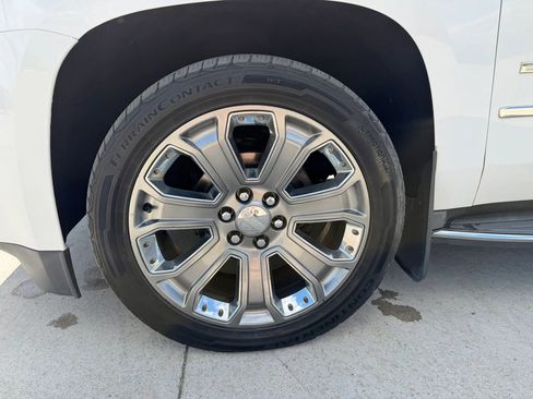 Used 2017 GMC Yukon XL Denali w/ Open Road Package image 80