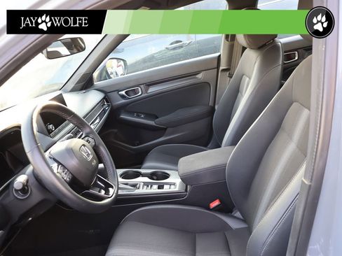 Used 2024 Honda Civic Sport image 11