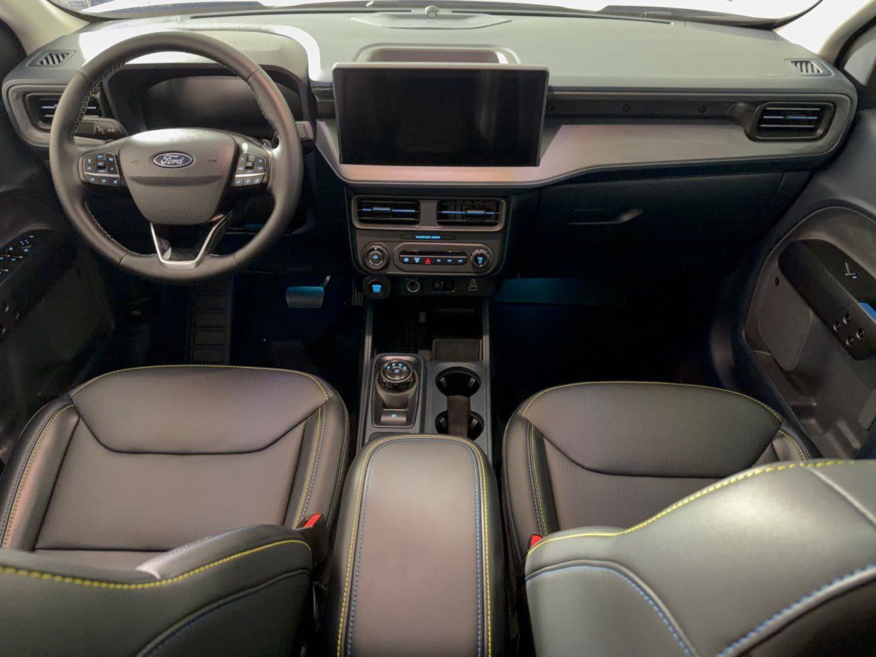 Used 2025 Ford Maverick Lobo AWD/4WD image 17