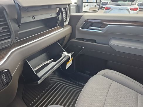 New 2025 Chevrolet Silverado 2500 LT image 28