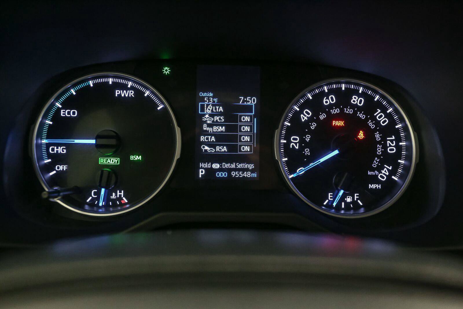 Used 2021 Toyota RAV4 XLE AWD/4WD image 35