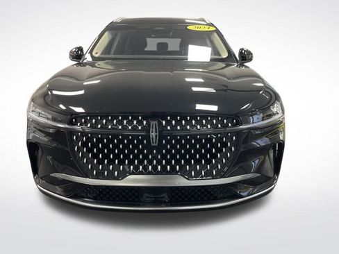 Used 2024 Lincoln Nautilus Reserve w/ Equipment Group 203A image 9