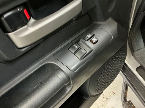 Used 2007 Toyota FJ Cruiser 4WD image 14