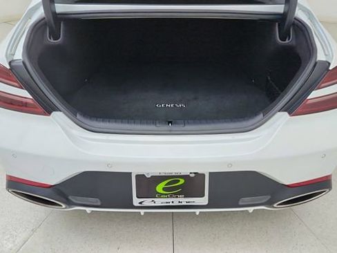 Used 2022 Genesis G70 3.3T image 14