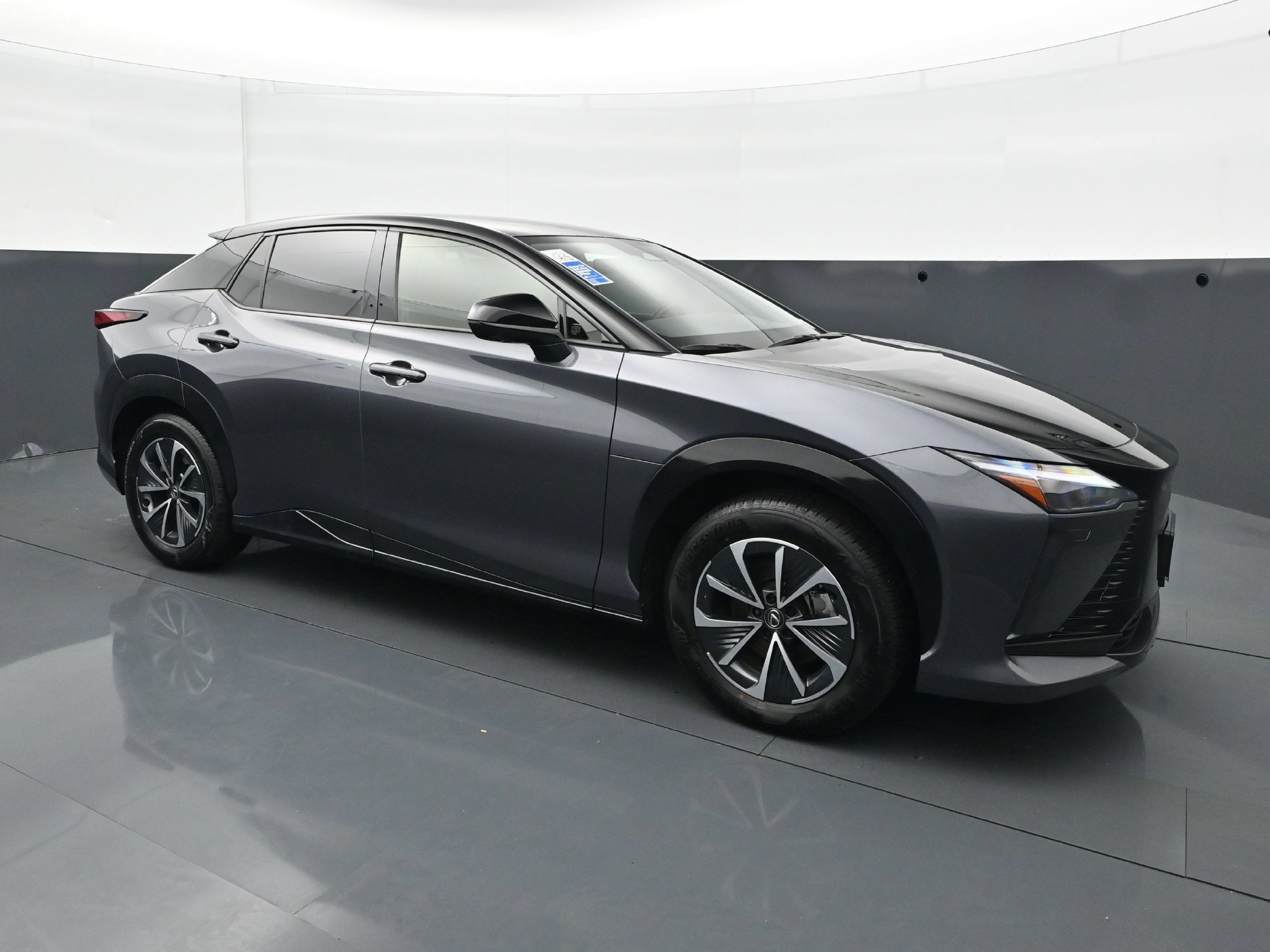 Used 2025 Lexus RZ 300e w/ Accessory Package (2T) FWD image 9