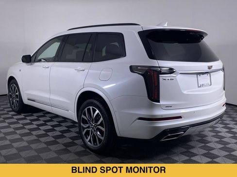 Certified 2023 Cadillac XT6 Sport w/ Platinum Package AWD/4WD image 20