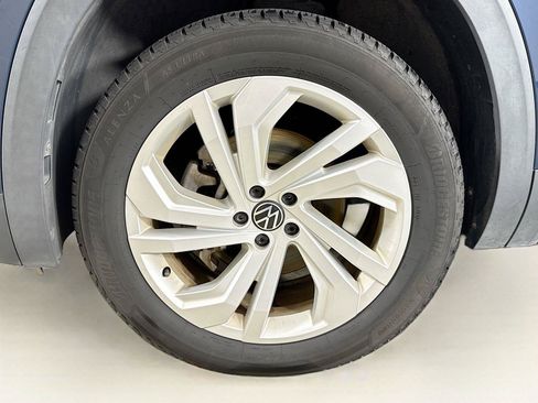 Used 2021 Volkswagen Atlas SE w/ Towing Package FWD image 13