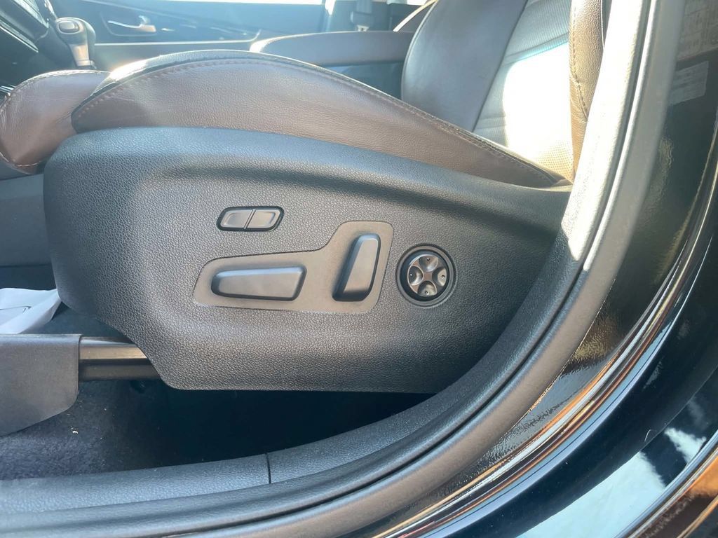 Used 2020 Kia Sorento SX FWD image 20