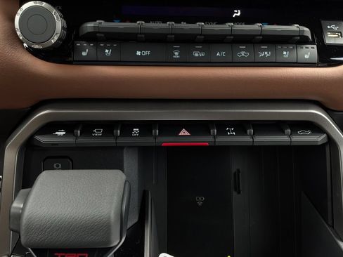 New 2026 Toyota Tundra 1794 Edition AWD/4WD image 27