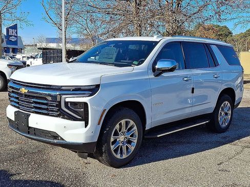 New 2026 Chevrolet Tahoe Premier image 2