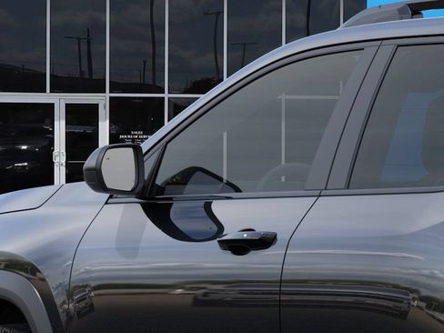 New 2027 Chevrolet Equinox RS FWD image 12