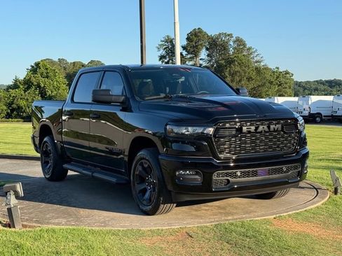 New 2026 RAM 1500 Express AWD/4WD image 9