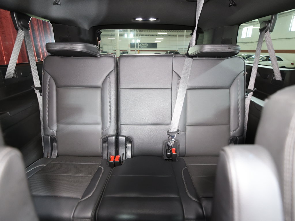 Used 2022 GMC Yukon XL Denali AWD/4WD image 15