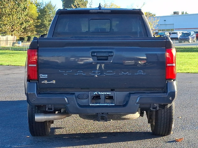 Used 2024 Toyota Tacoma SR5 AWD/4WD image 8