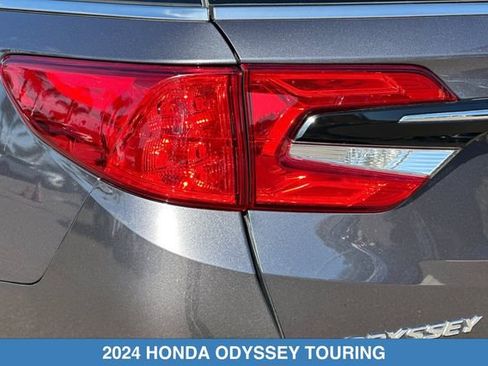 Certified 2024 Honda Odyssey Touring image 33