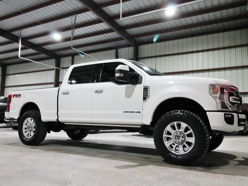 Used 2022 Ford F250 Limited AWD/4WD image 15