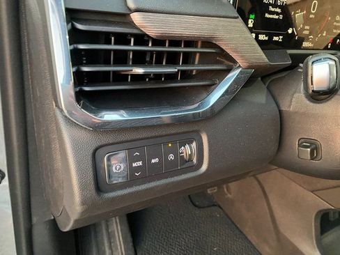 Used 2025 GMC Acadia Denali w/ Super Cruise Package image 23