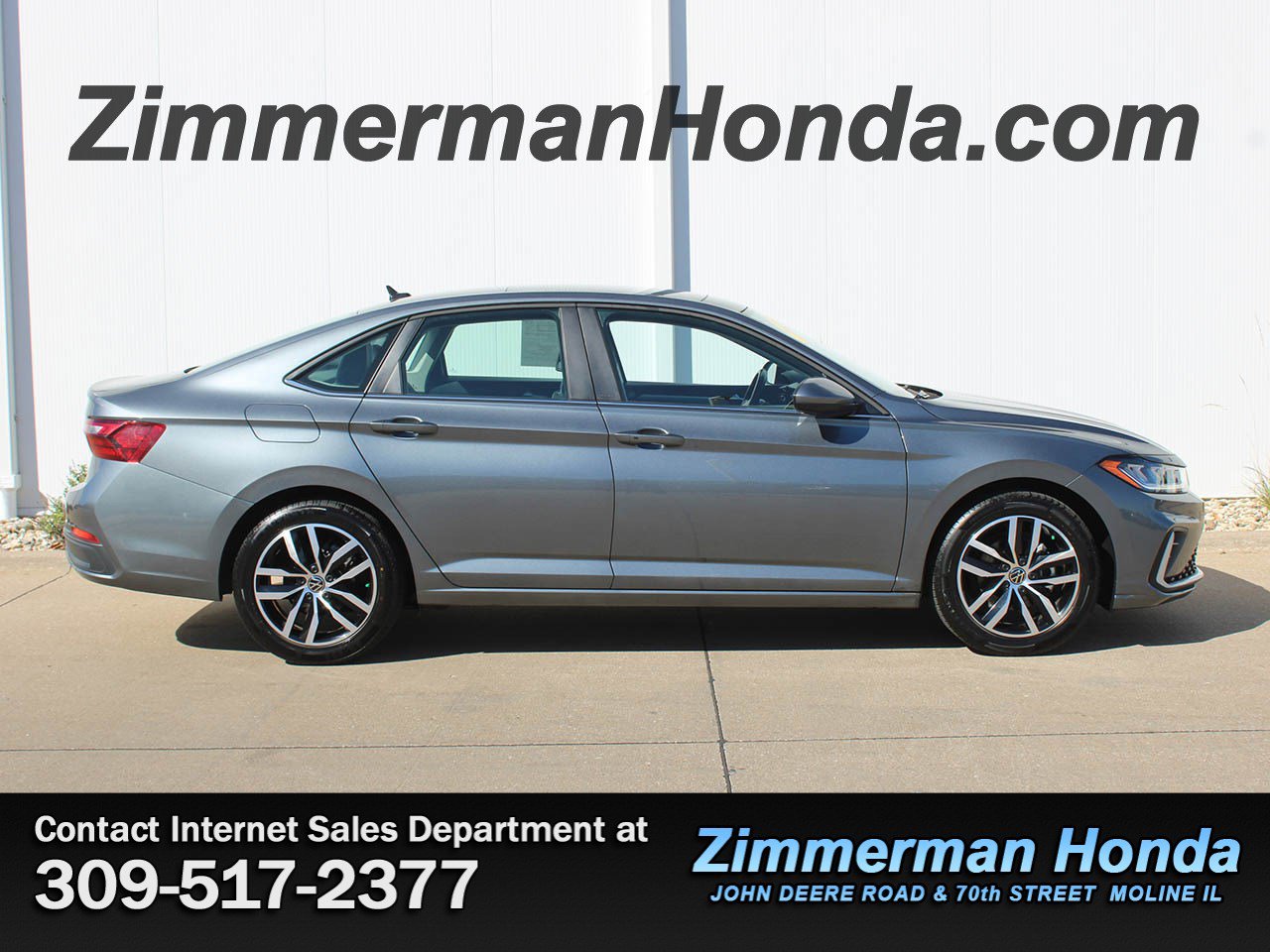 Used 2025 Volkswagen Jetta SE FWD image 1