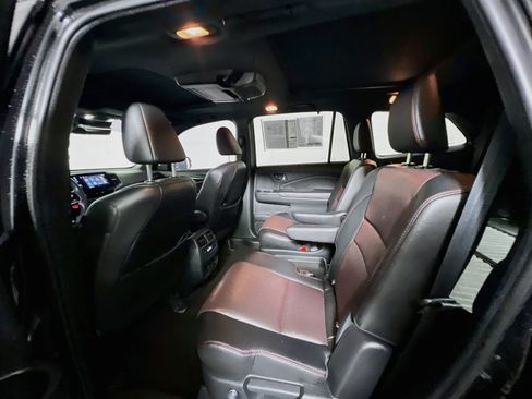 Used 2021 Honda Pilot Black Edition image 28