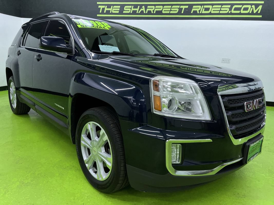 Used 2017 GMC Terrain SLE FWD image 2