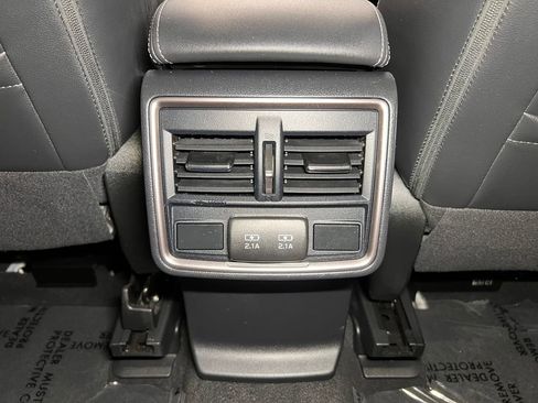 Used 2022 Subaru Forester Limited AWD/4WD image 18