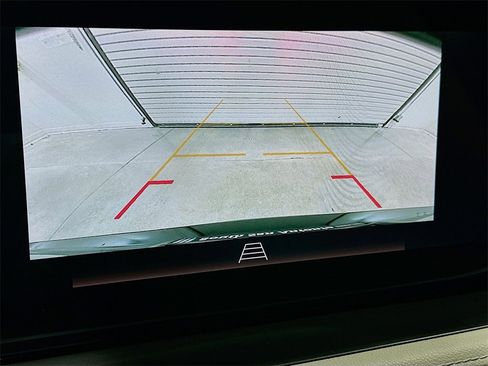 Used 2025 Buick Encore GX Sport Touring image 13