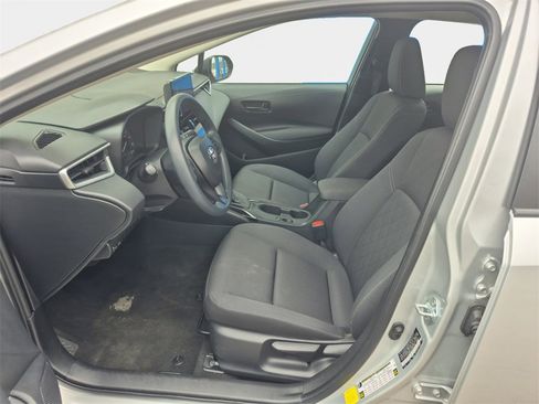 Used 2023 Toyota Corolla LE image 12