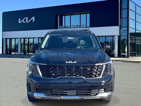 New 2026 Kia Sorento S image 2