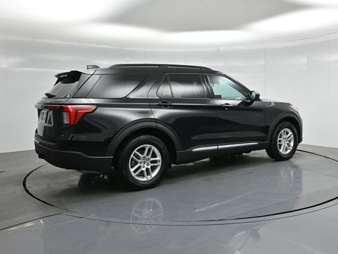 Certified 2025 Ford Explorer Active image 25