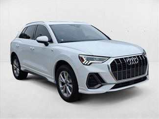 New 2025 Audi Q3 2.0T Premium w/ Convenience Package video 3