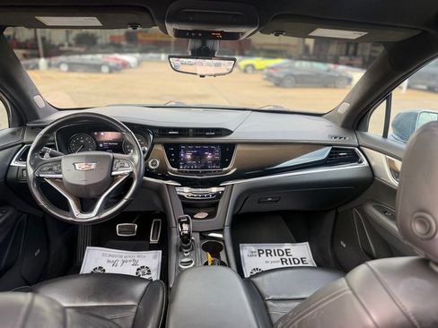 Used 2020 Cadillac XT6 Sport w/ Platinum Package AWD/4WD image 8