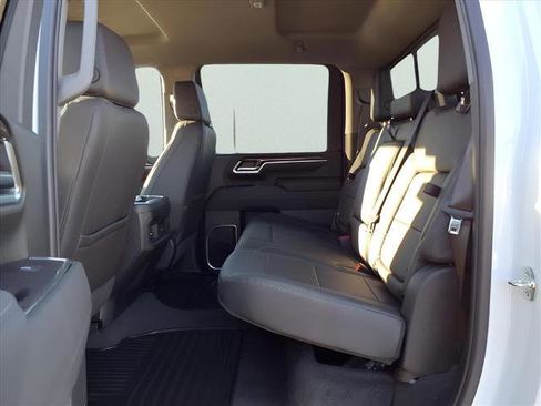 New 2026 Chevrolet Silverado 2500 LT image 9