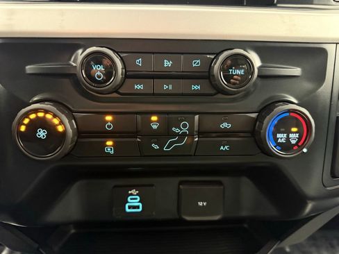 Used 2023 Ford F350 XLT w/ FX4 Off-Road Package image 38