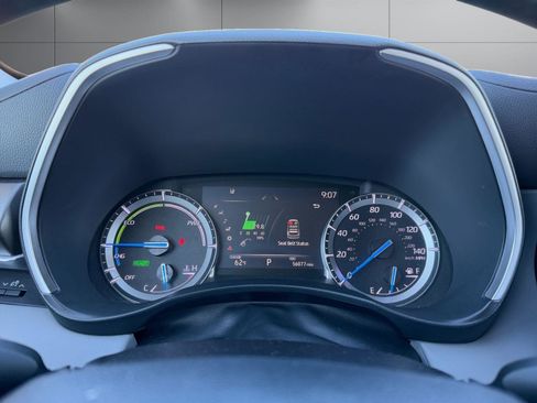 Used 2022 Toyota Highlander XLE image 13