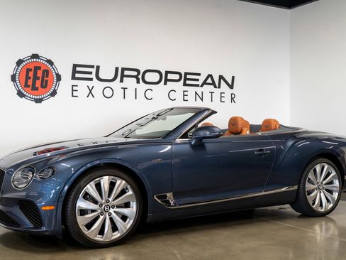 Used 2024 Bentley Continental GT V8 AWD/4WD image 27