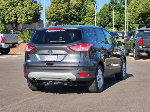 Used 2016 Ford Escape SE FWD image 3