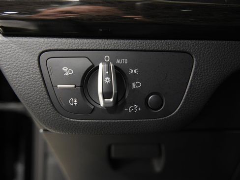 Used 2019 Audi Q5 2.0T Premium w/ Convenience Package image 35