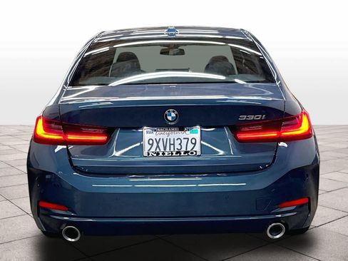 Used 2026 BMW 330i Sedan w/ Convenience Package RWD image 7
