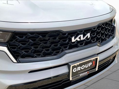 Certified 2023 Kia Sorento SX AWD/4WD image 37