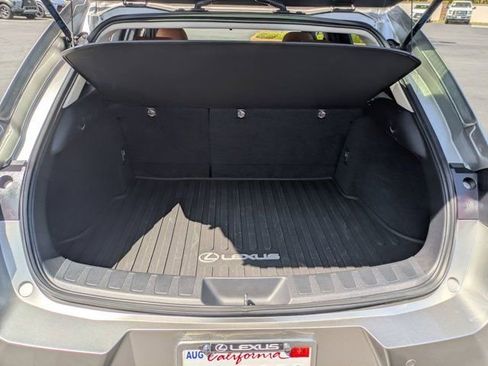 Used 2022 Lexus UX 200 w/ Accessory Package (Z1) FWD image 26