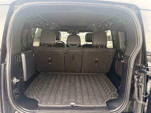 Used 2020 Land Rover Defender 110 X image 11