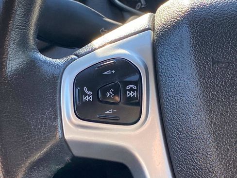 Used 2016 Ford Fiesta SE image 18
