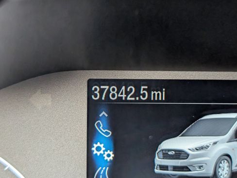 Used 2023 Ford Transit Connect Titanium image 16