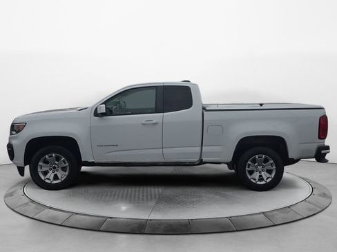 Used 2022 Chevrolet Colorado LT w/ Fleet Safety Package RWD image 2