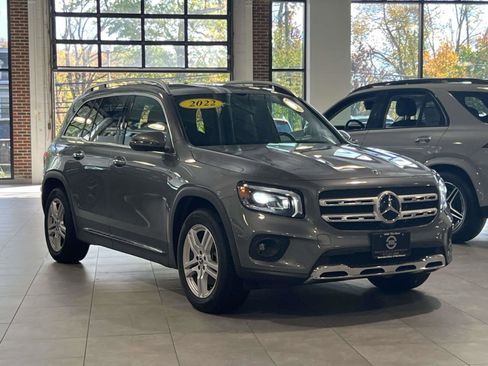 Certified 2022 Mercedes-Benz GLB 250 4MATIC image 2