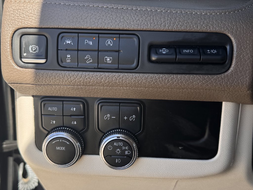 Used 2023 GMC Yukon Denali AWD/4WD image 23
