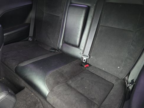 Used 2015 Dodge Challenger R/T Plus RWD image 8