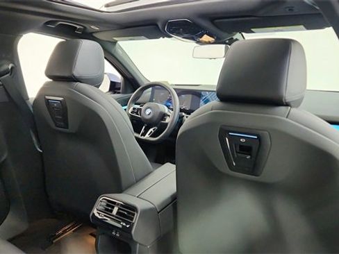 Used 2025 BMW i5 eDrive40i w/ M Sport Package image 27