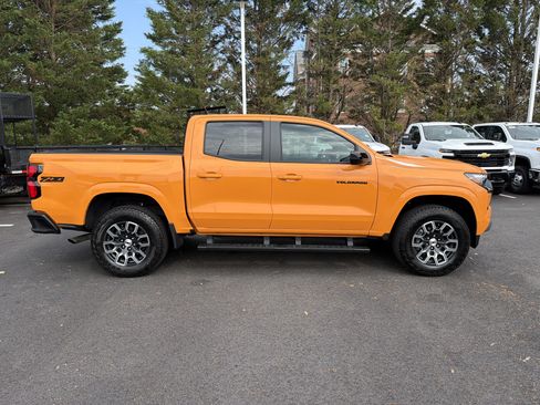 Used 2026 Chevrolet Colorado Z71 AWD/4WD image 11